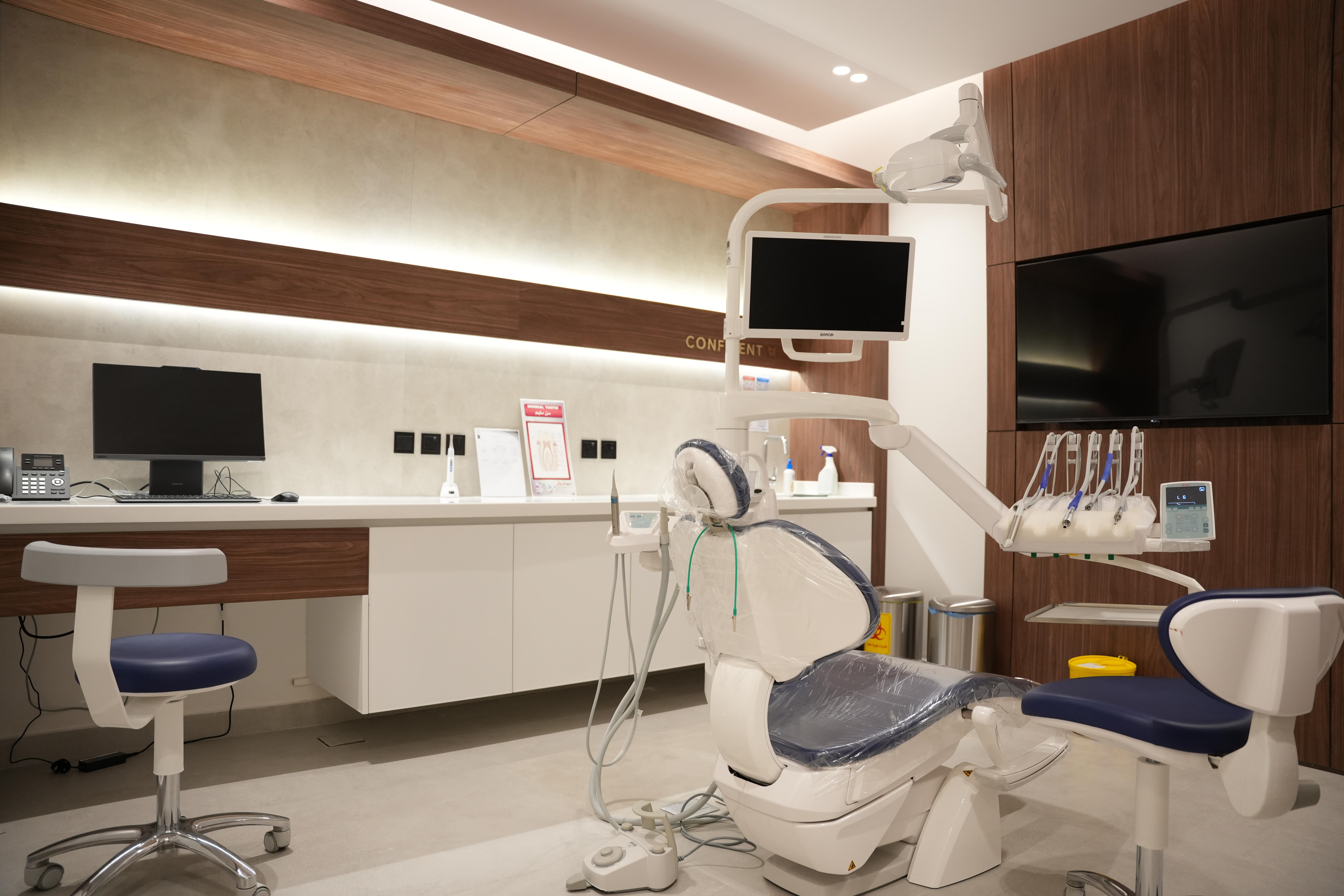 عيادة كونفيدنت لطب الأسنان